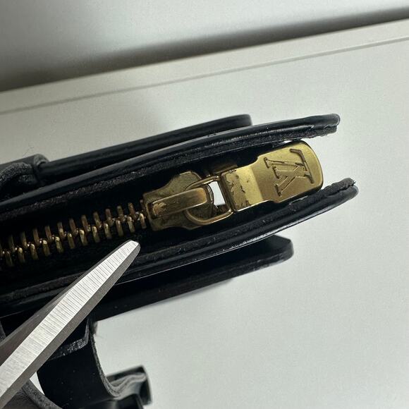 Louis Vuitton Womens Epi Croisette Leather Double Handle PM Black Tote Handbag - Picture 7 of 10